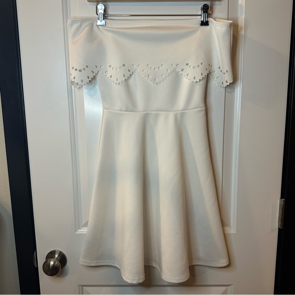 Charlotte Russe White Off-Shoulder Lace Trim Skater Dress | XS | NWT